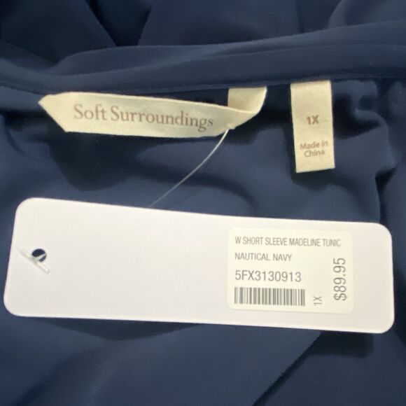 Soft Surroundings Madeline Tunic Top Overlay Cape-Like Short Sleeve Navy Size 1X - Picture 13 of 15